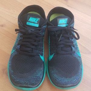 Nike Free Flyknit